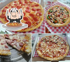 Piramide's Pizza food