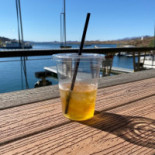 Outer Harber Dive Comida