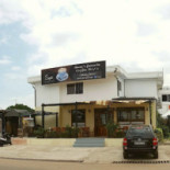 D Cafe Exterior