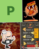 Papu's Pizza food