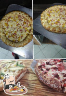 Richard's Pizzas food