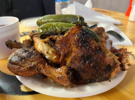 Pollos La Chuya food