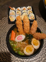 Rumaku Sushi food