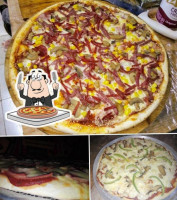 Beneventos Pizza inside