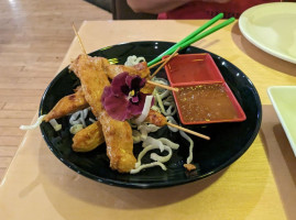 Sala Thai Kitchen food