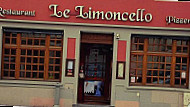 Le Limoncello outside