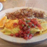 Sandfiddler Cafe Dentro