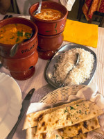 Taj A Palhota food