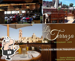 La Terraza food