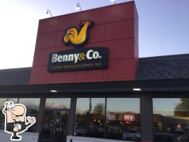 Benny&co. inside