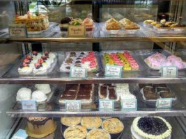 Incredible Edibles Bakery food