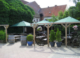 Markt-Restaurant Ferdinand Hofrogge outside