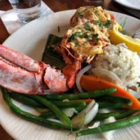 The Harbor Grille food