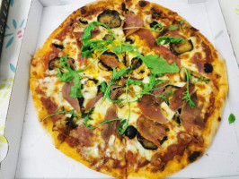 Pizza Calabria food