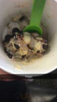 Di'lishi Frozen Yogurt food