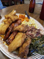 Uncle Thurms Soul Food food