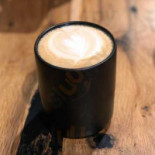 Mudleaf Coffee Exterior