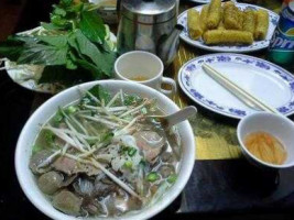 Thanh Huong food