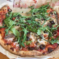 Mod Pizza food