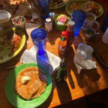 Sharky's Eatery Comida