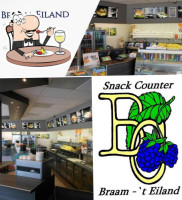 Snackcounter Braam `t Eiland inside