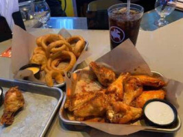 Buffalo Wild Wings food