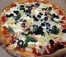 Phil's Pizzeria And Italian food