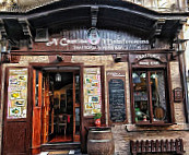 A'cantina E Malafemmina outside