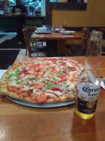 Pizza La Val's food