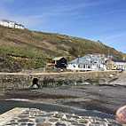 Porthmellin Cafe outside