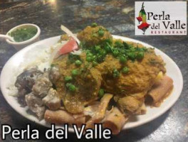 Perla Del Valle food