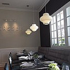 Gasset Restaurante Lounge Bar inside