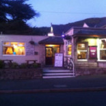 Mountain View Pub Exterior