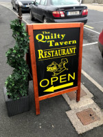 Quilty Tavern outside