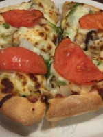 Minsky's Pizza food