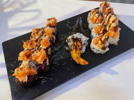 Shojo Sushi Bar Restaurant Lecco food