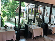 Le Moulin Du Landion food