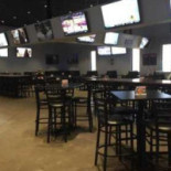 Nick's Dentro
