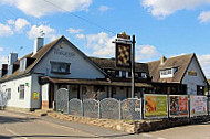 The Chequers Inn Bar Restaurant outside