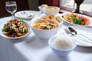 Khum Koon Thai Cafe food