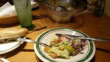 Olive Garden food