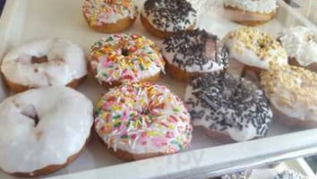 Do Good Donuts Treats food