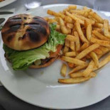 Square One Eatery Comida