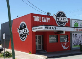 Vella's Fish Bar outside