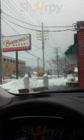 Baraona's Baking Co outside