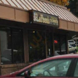 Lafeen's Exterior