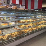 Golden Bakery Comida