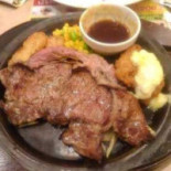 ガスト うるま Diàn Comida