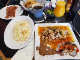 Mariscos Hector's Restaurant food