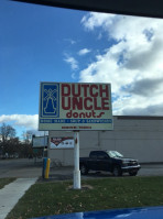 Dutch Uncle Donuts outside